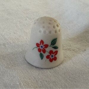 White Ceramic Floral Thimble